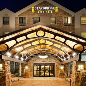 Hotel Staybridge Suites Rochester Commerce Dr Nw cazare Rochester