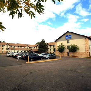 Hotel Norwwod Inn And Suites Roseville cazare Roseville