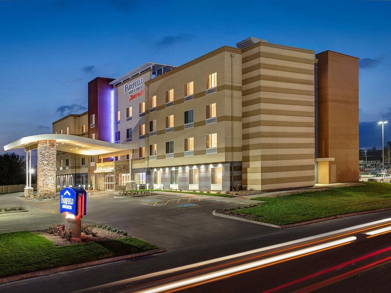 Hotel Fairfield Inn & Suites Plymouth
