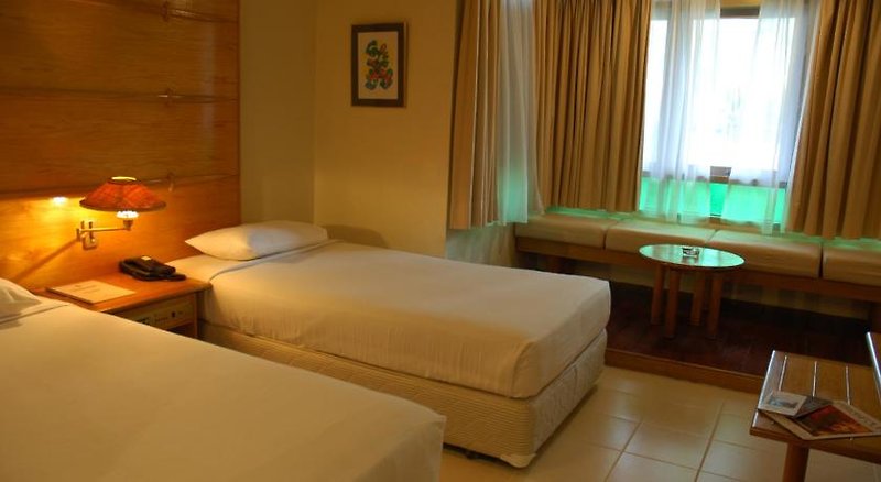 Hotel Sutra Beach Resort