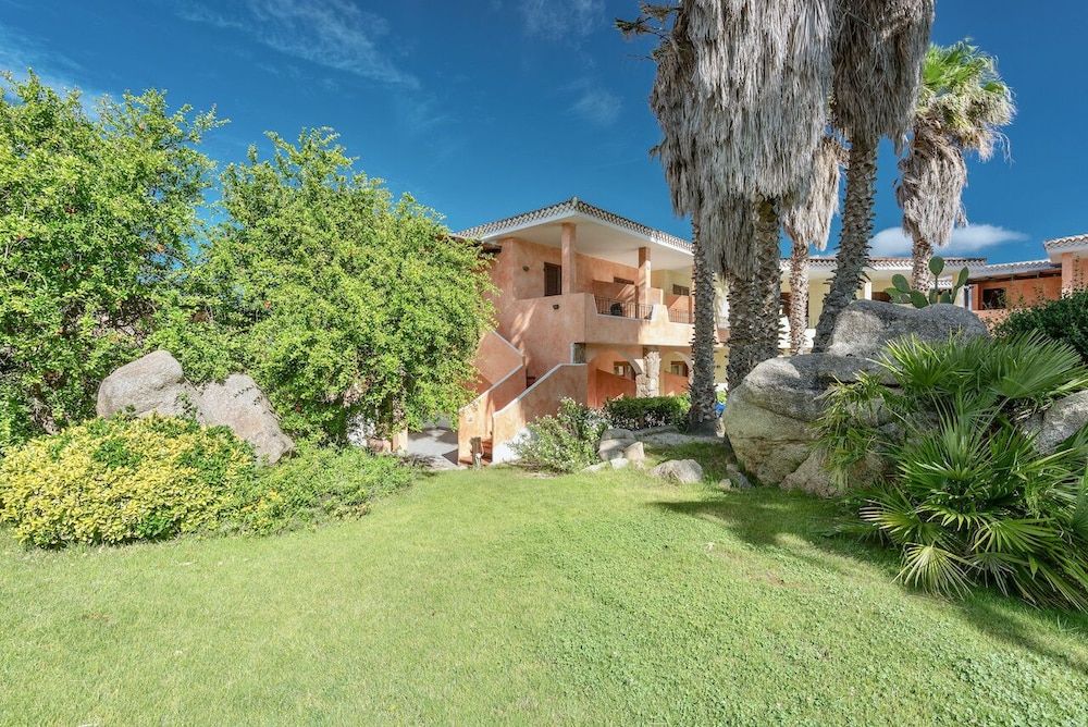 Palau Green Village Residence