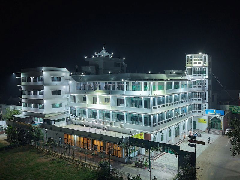 Hotel Mahamaya Palace Hotel & Conference Center