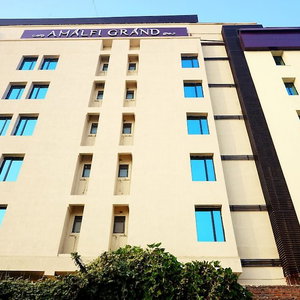 Hotel Hotel Amalfi Grand cazare Patna