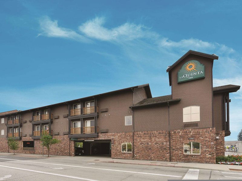 Hotel Cedar Street Hotel & Suites