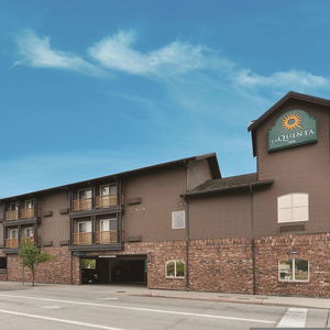 Hotel Cedar Street Hotel & Suites cazare Sand Point