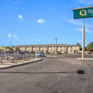 Hotel Quality Inn & Suites cazare Meridian