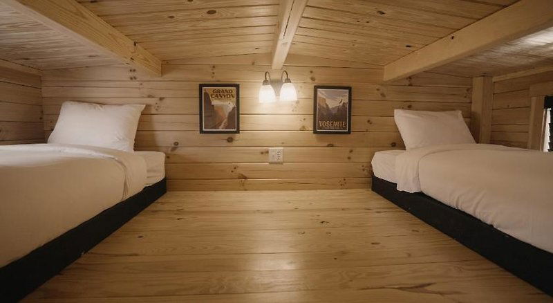 Hotel Teton Valley Resort