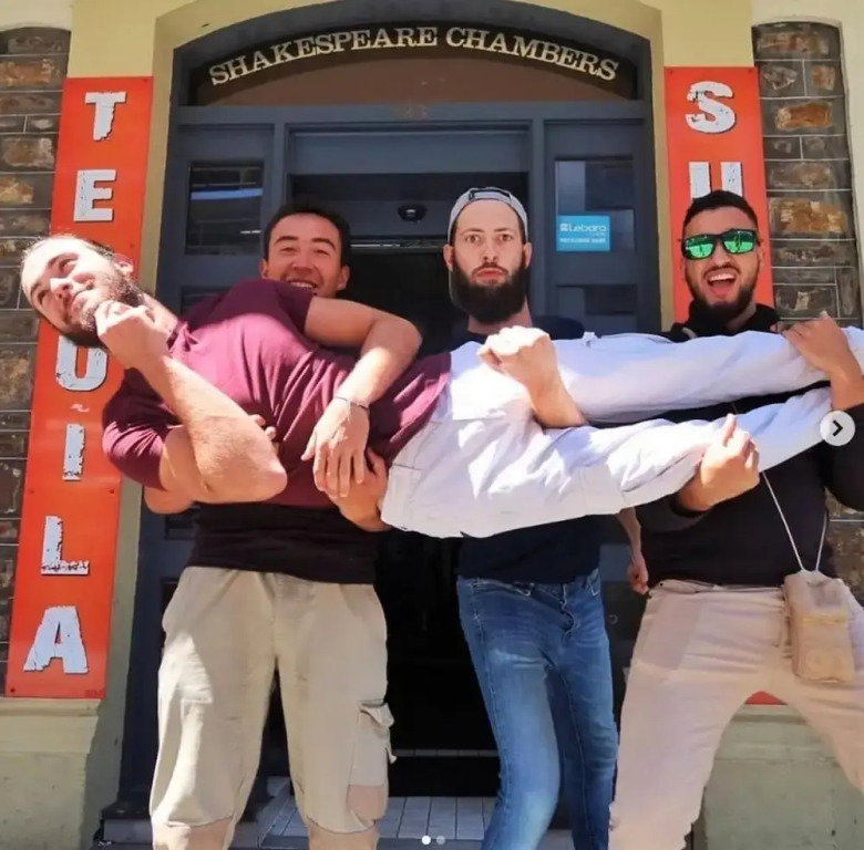 Hotel Tequila Sunrise Hostel