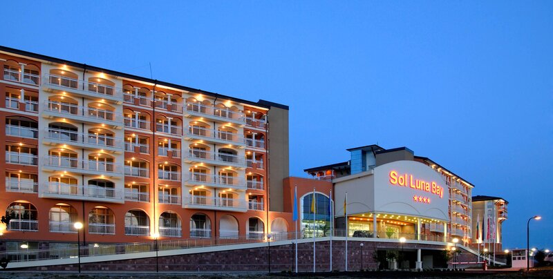 Hotel Sol Luna Bay