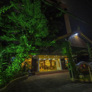 Hotel The Renai Cochin cazare Cochin