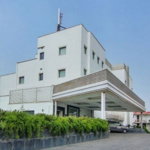 Hotel Vibe By The Lalit Traveller cazare Faridabad