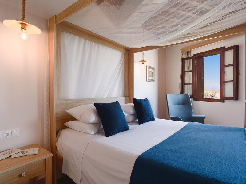 Thea Villas & Suite
