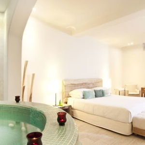 Sejur Allure Suites vacanta Santorini