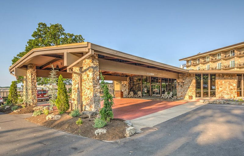 Hotel Lodge Of Four Seasons