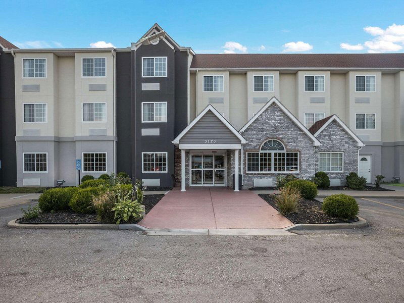 Hotel Sonesta Essential Blue Springs