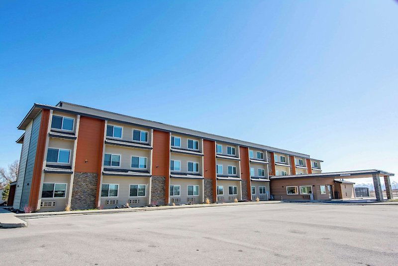 Hotel Comfort Inn Battle Mountain Midway Between Elko And Winnemucca