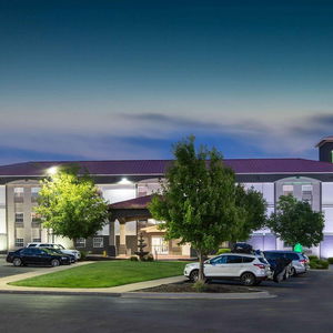 Hotel La Quinta Inn & Suites By Wyndham Blue Springs cazare Blue Springs