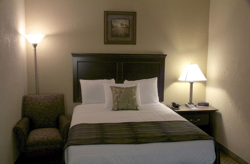 Hotel Grand View Inn & Suites