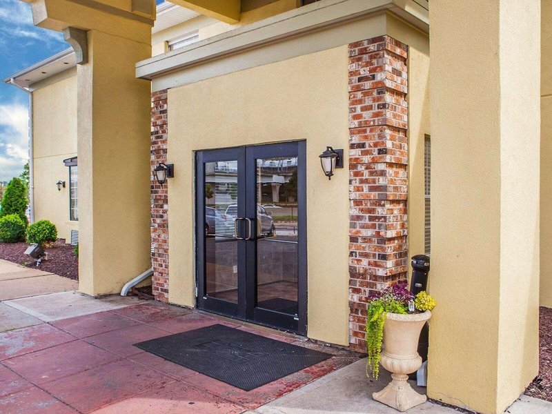 Hotel Quality Inn Airport St. Louis