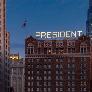 Hotel Hilton President Kansas City cazare Kansas City