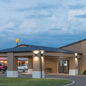 Hotel Super 8 By Wyndham Charleston Mo cazare Lorain