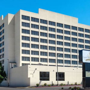 Hotel Capitol Plaza Hotel & Convention Center cazare Beaumont