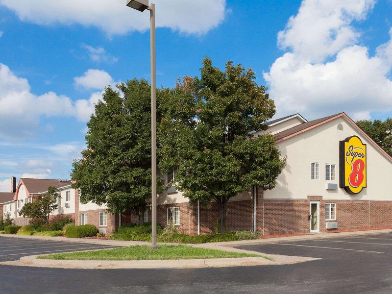 Hotel Super 8 By Wyndham Carthage