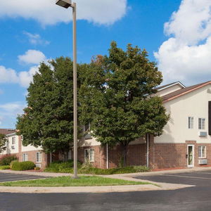 Hotel Super 8 By Wyndham Carthage cazare Kent