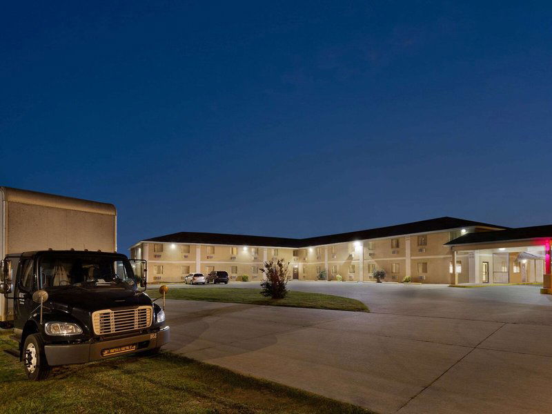 Hotel Super 8 By Wyndham Sikeston/Miner Area