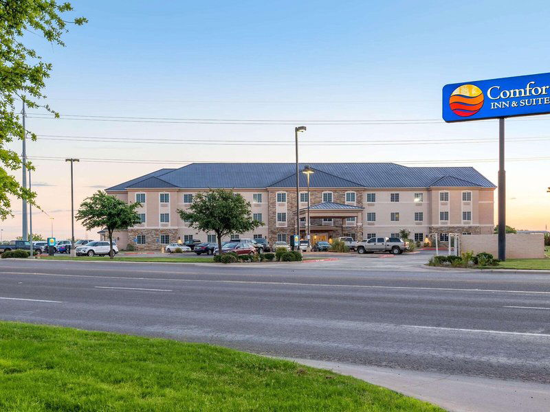 Hotel Comfort Inn & Suites