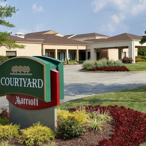 Hotel Courtyard St. Louis Creve Coeur cazare St. Louis