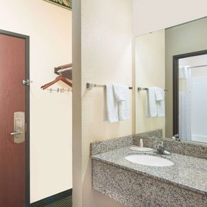 Hotel Days Inn By Wyndham Sullivan cazare Sullivan