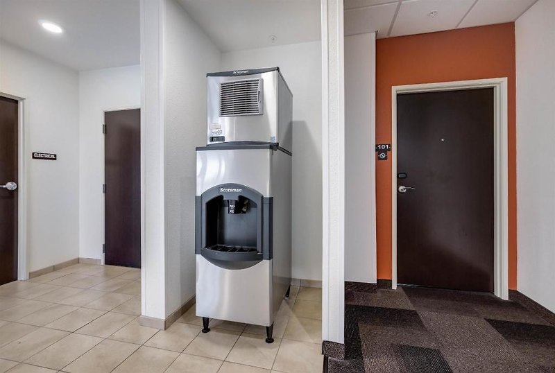 Hotel Motel 6 Poplar Bluff