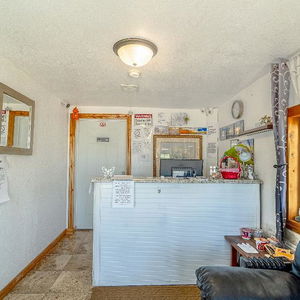 Hotel Green Acre Motel By Oyo Near Rush County Airport cazare La Crosse