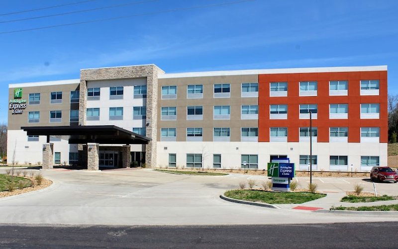 Hotel Holiday Inn Express & Suites Warrensburg North