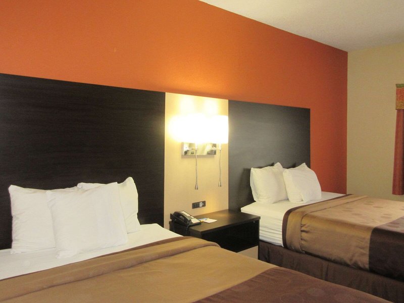 Hotel Quality Inn & Suites