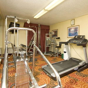 Hotel Quality Inn & Suites cazare Independence