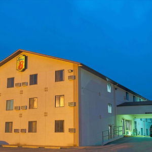 Hotel Super 8 By Wyndham Eureka/Six Flags Nearby cazare Eureka