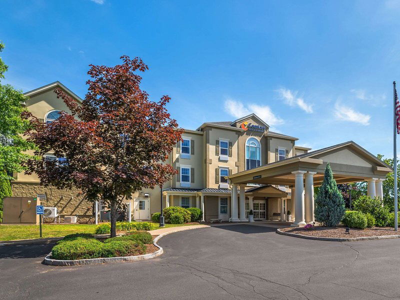 Hotel Comfort Inn & Suites