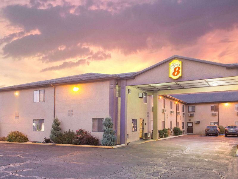 Hotel Super 8 By Wyndham Elko