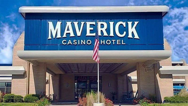 Hotel Maverick Casino Hotel By Red Lion Hotels