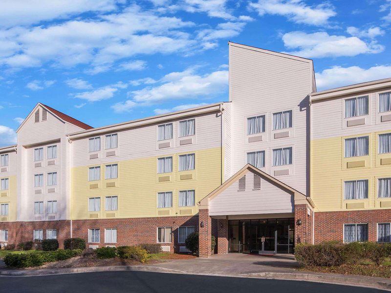 Hotel Days Inn By Wyndham Macon I-75 North