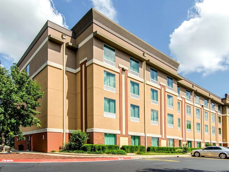 Hotel Comfort Suites Bentonville