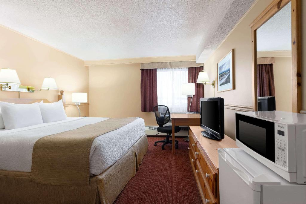 Hotel Quality Inn & Suites