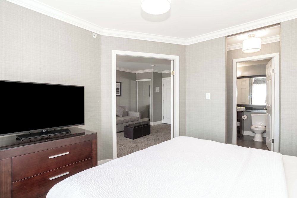 Hotel Sandman Saskatoon