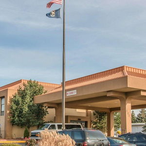 Hotel Clarion Inn & Suites Airport cazare Grand Rapids