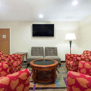 Hotel Days Inn & Suites By Wyndham Bloomington/Normal Il cazare Bloomington