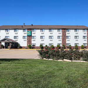 Hotel Quality Inn & Suites Bloomington I-55 And I-74 cazare Bloomington