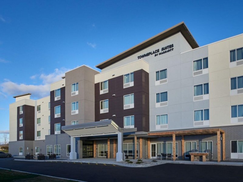 Hotel Towneplace Suites By Marriott Grand Rapids Airport