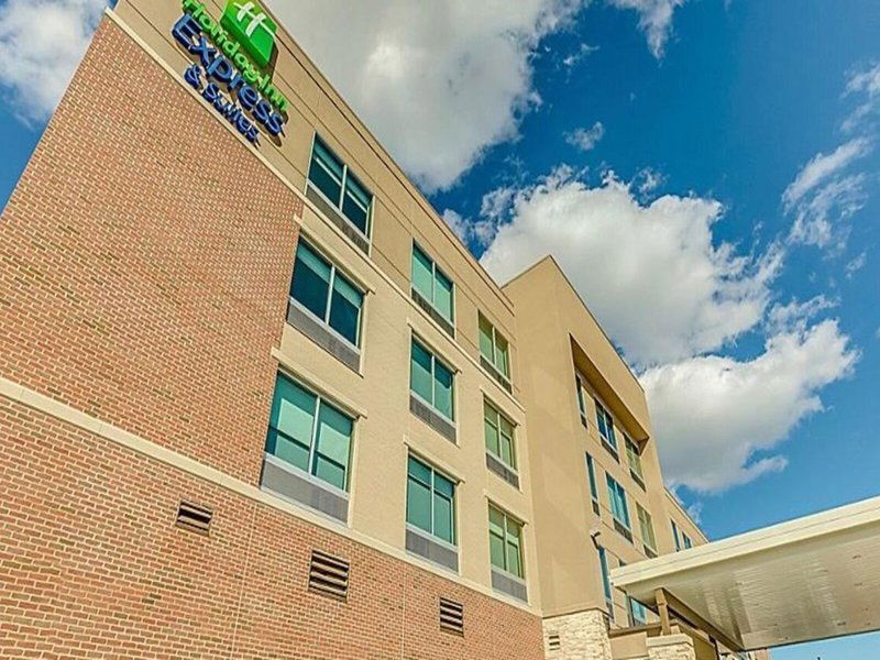 Hotel Holiday Inn Express & Suites Cedar Springs – Grand Rapids N